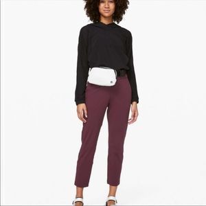 LuluLemon On The Fly Woven Jogger Pants